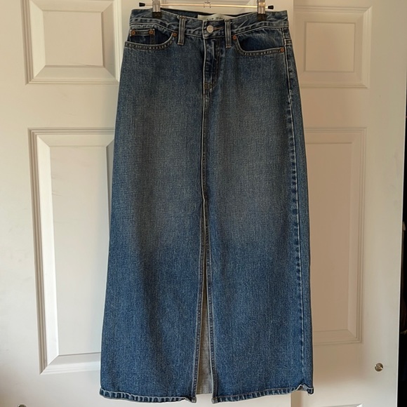 GAP Dresses & Skirts - Gap, Jean skirt, front slit